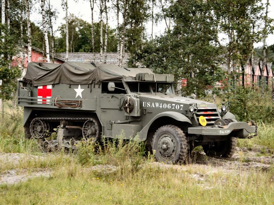 White M3 Half-Track Ambulance '1940
